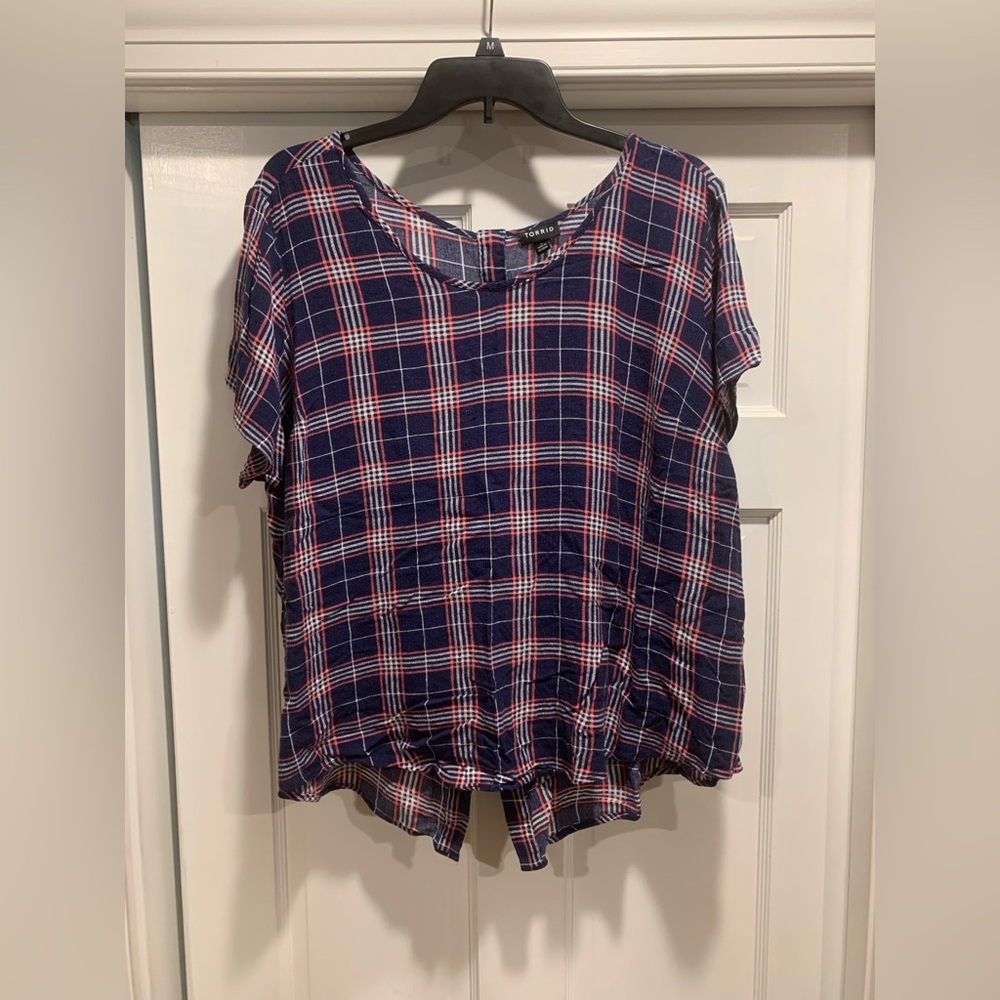 Torrid Top Size 2